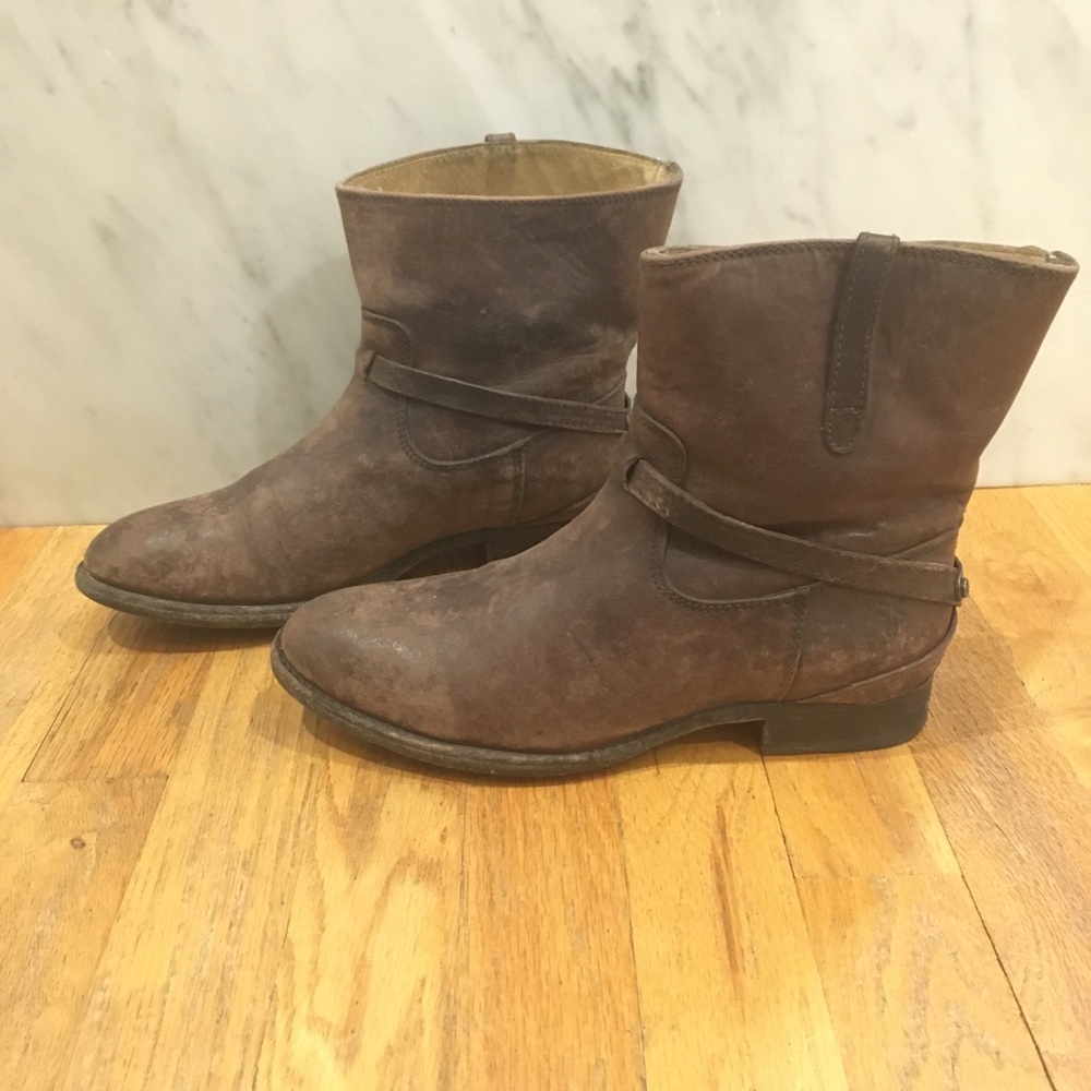 Frye Leslie Plate booties